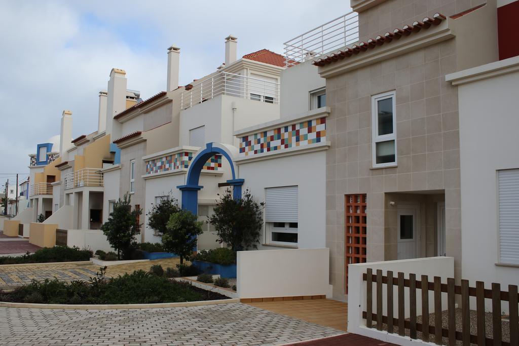 Apartments Baleal: Close To The Sea + Pool ภายนอก รูปภาพ
